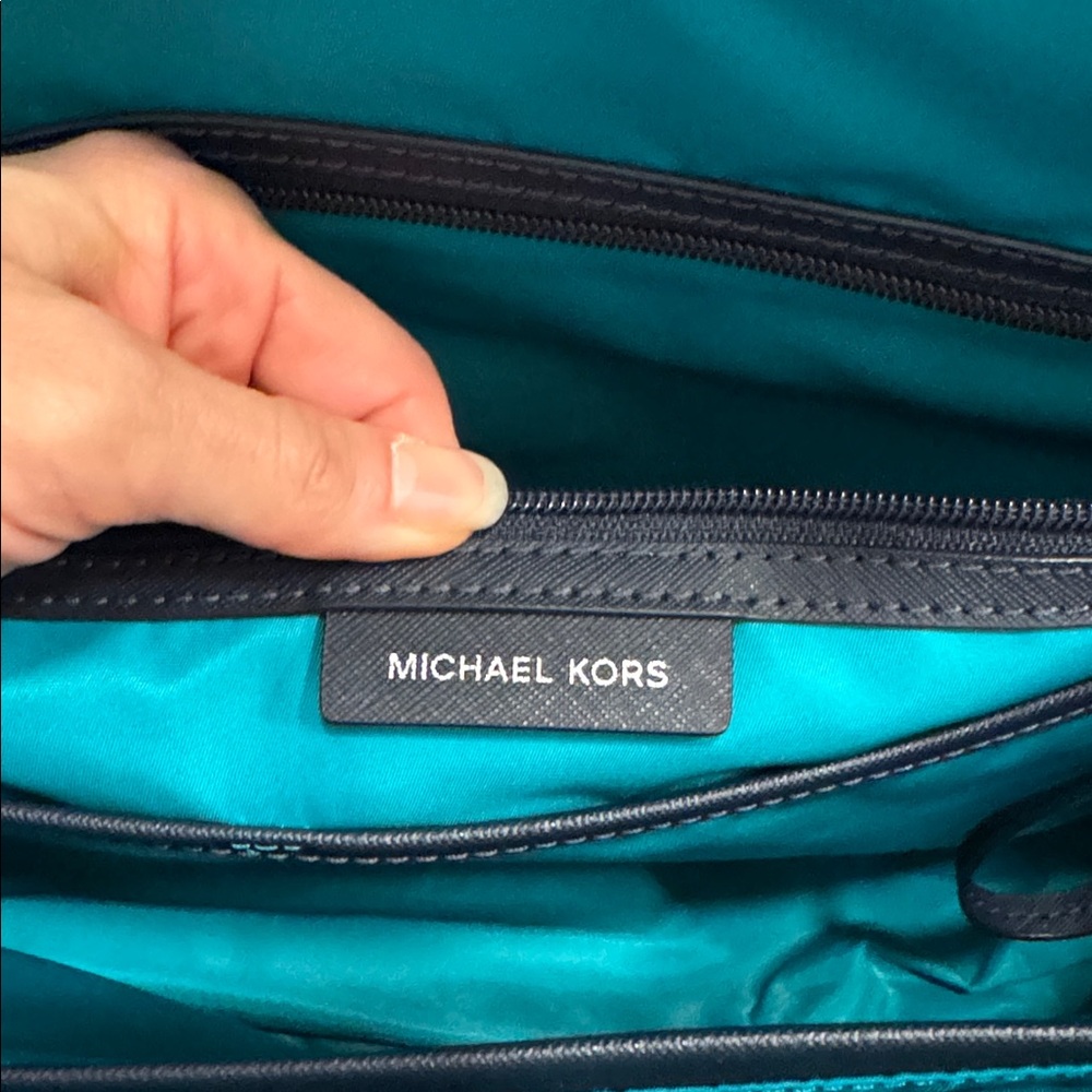 Michael Kors Kelsey teal aquamarine medium nylon tote bag - Picture 8 of 11